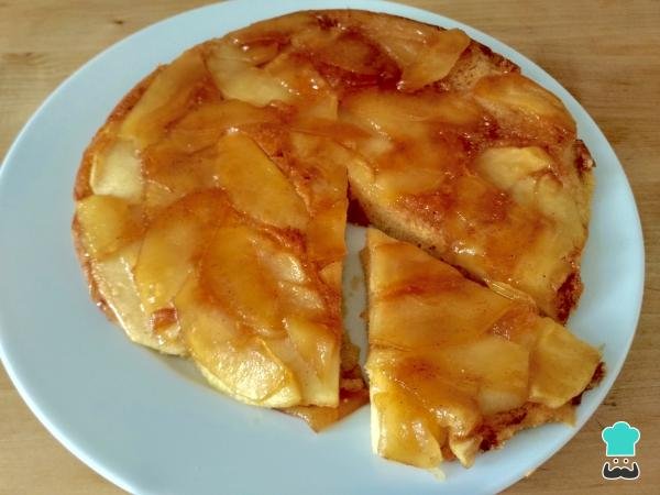 Receta de Tarta de manzana en sartén 432680881_1469123233951945_219351529623579210_n