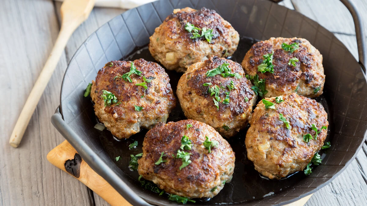 FASIRT – HUNGARIAN MEATBALLS 20240415150542-fasirt-20-e2-80-93-20hungarian-20fas-c3-adrozott-20meatball