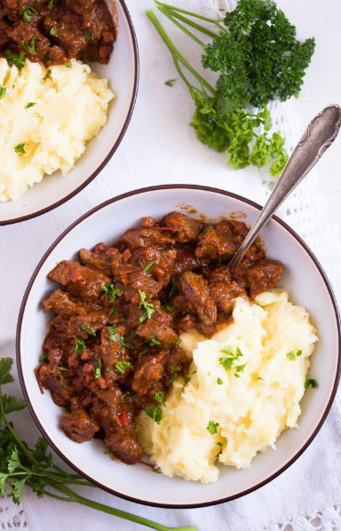 Traditional Hungarian Goulash Recipe🇭🇺 Capture d’écran 2025-05-04 155734