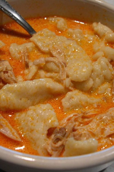 Hungarian Chicken Paprikash (Chicken and🇭🇺. Capture d’écran 2025-05-07 195118
